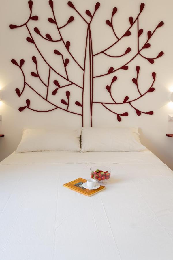 Bed and Breakfast La Casa Di Iulia à Rome Extérieur photo