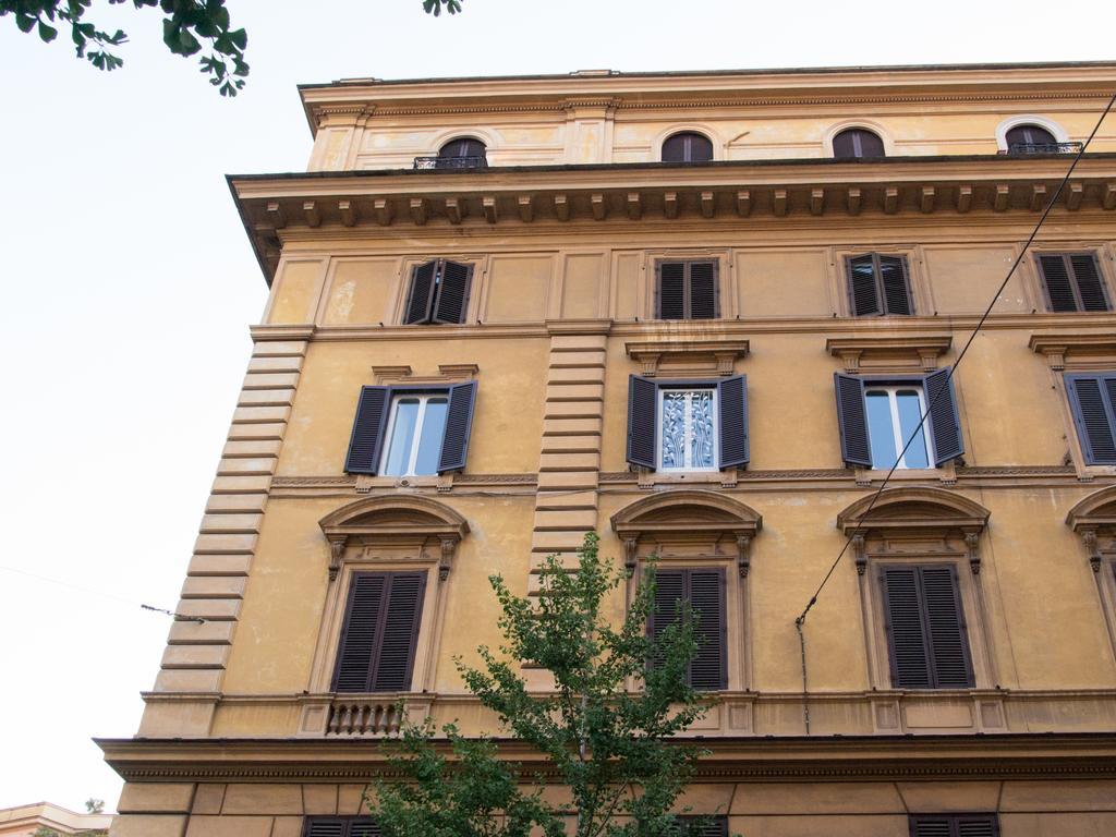 Bed and Breakfast La Casa Di Iulia à Rome Extérieur photo
