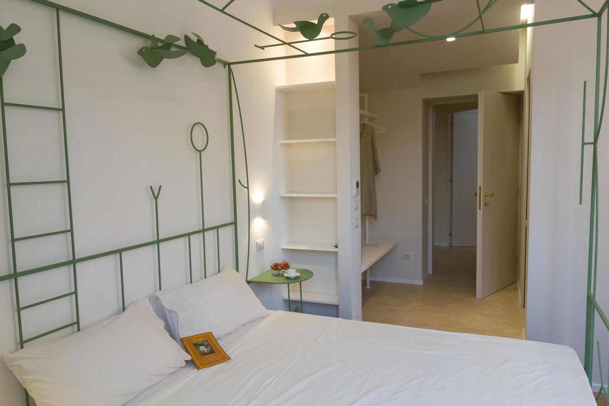 Bed and Breakfast La Casa Di Iulia à Rome Extérieur photo