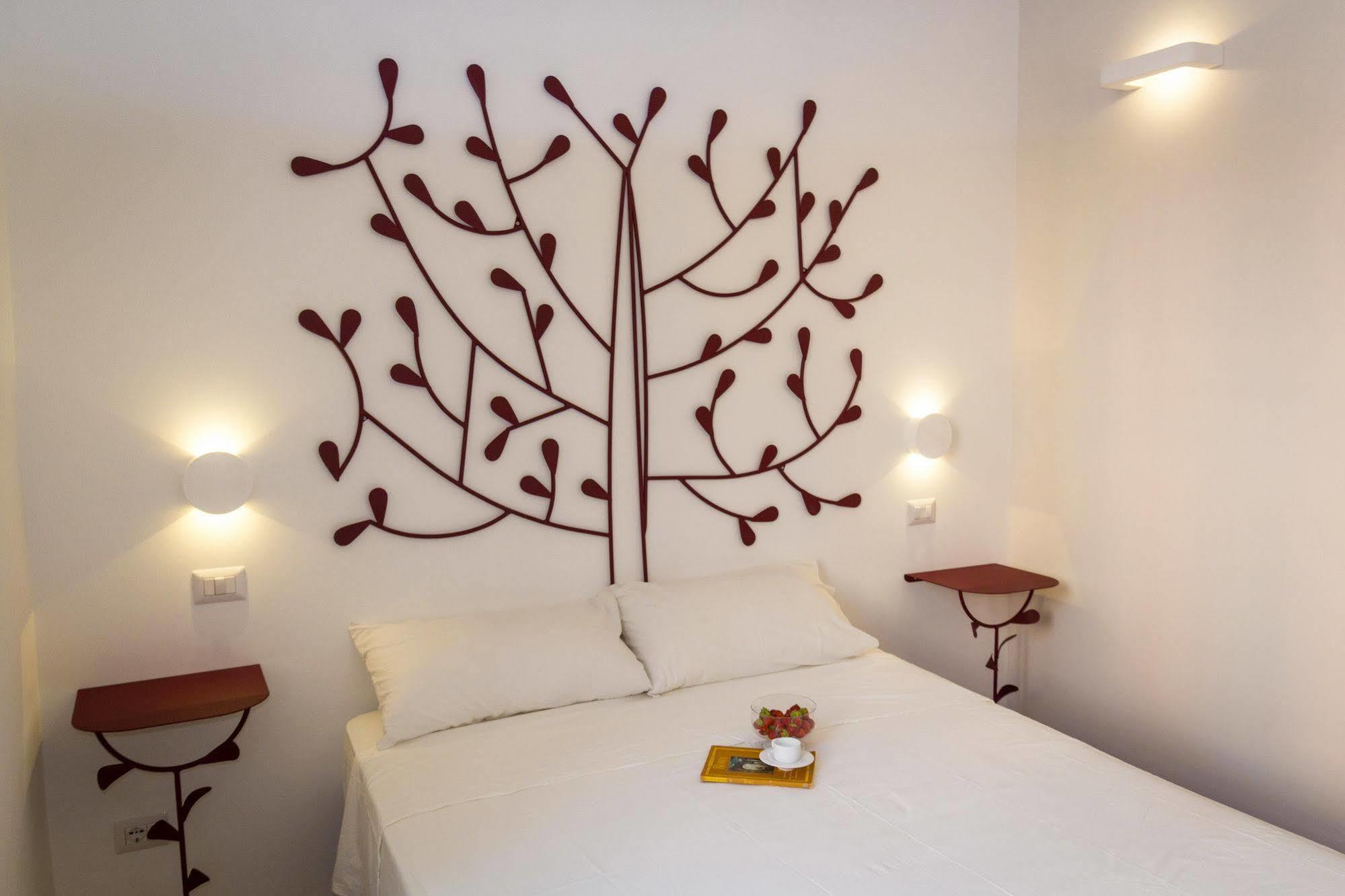 Bed and Breakfast La Casa Di Iulia à Rome Extérieur photo